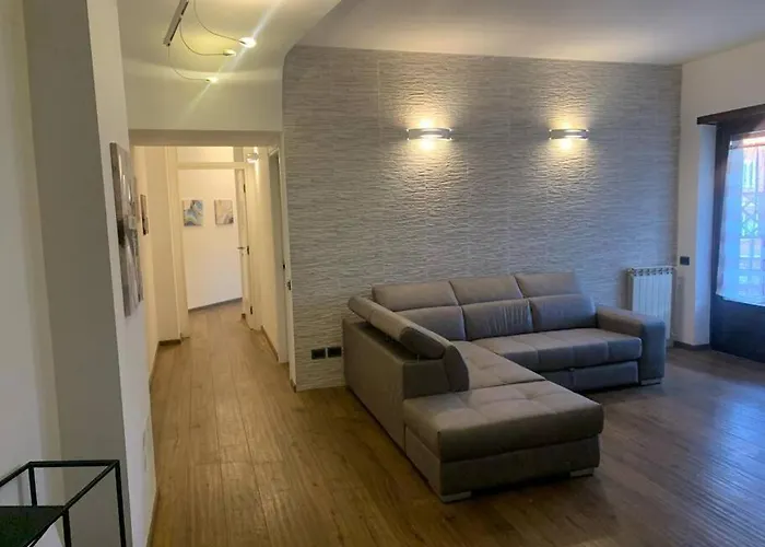 Apartment Bellissimo Appartamento- Metro Battistini - Vaticano - 120mq Rom